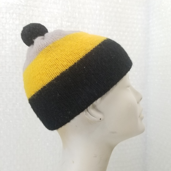 SOLD🌈1980s wool knit striped beanie - Picture 4 of 8